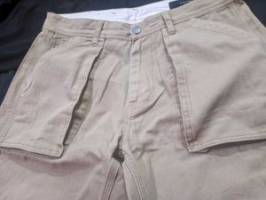 Beige Cotton Pants with 3D pockets