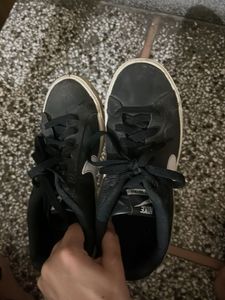 Nike Black Sneakers