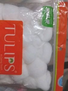 Tulips Cotton Balls+ Brush Holder