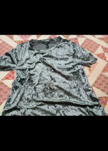 Sale!!!forever 21 velvet 👗