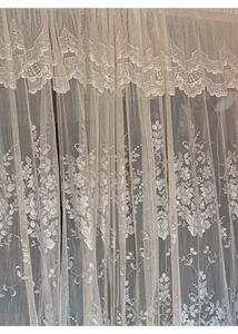 5 Curtains