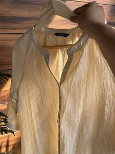 Elegant Cream Textured shirt