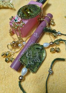 Beautiful Kashmiri Rakhi for your Fabulous Bhabhi