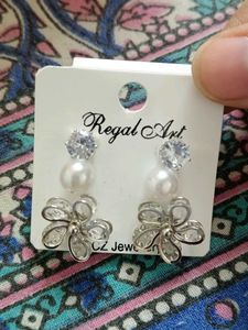 Sparkling Flower Pearl Earrings