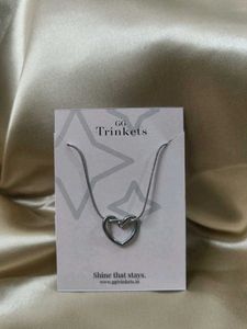 ✨ Elegant Heart Knot Pendant 💖