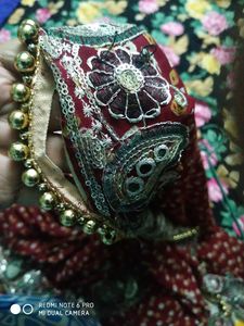 Georgette Embroidered Saree With Attached Running