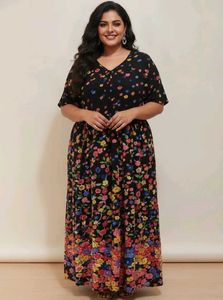 Plus-size black floral maxi dress 52-54 siz