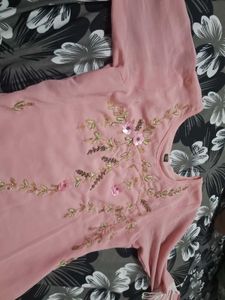 Elegant Pink Kurta with Embroidery