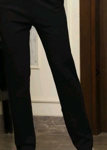 Straight Fit Full Length Black Pant With Pockets