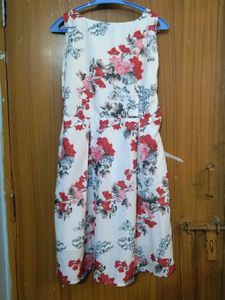 Floral Sleeveless Midi Dress
