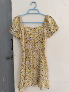 Floral Print Puff Sleeve Dress