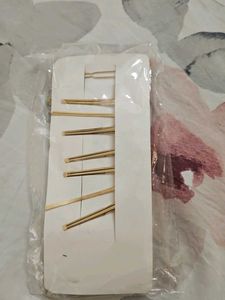 Set of Fashionable Hair Clips