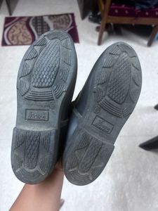 Price Reduced School Shoe Black paragon