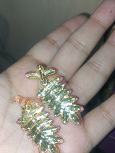 Stylish Peach Drop Earrings