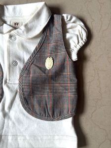 Girl's Plaid Skirt Outfit