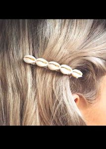 Cowrie Shell हेयर एक्सेसरीज़