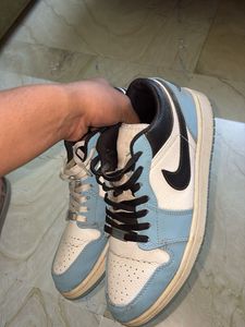 Air Jordan 1 Low - Light Blue