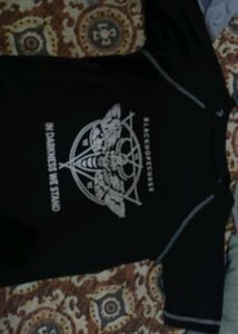 Black T-Shirt "In Darkness We Stand"