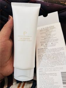 Facebath Milky Foaming Cleanser