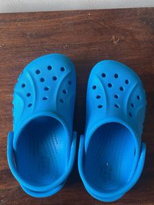 Original Blue Crocs Clogs C8
