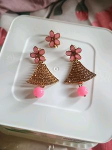 Charming 3 earing Sets