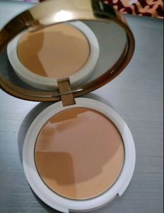 Bella Voste Compact In Ivory Shade