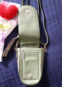 Chic Olive Green Crossbody Bag