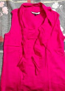 Chic Pink Ruffled Sleeveless Top