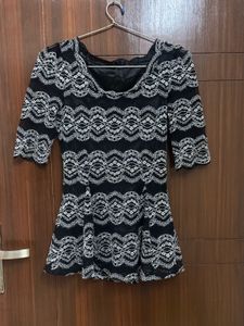 Y2k Elegant Black Lace Top 🖤