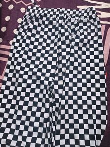pyjama with strings and rubber