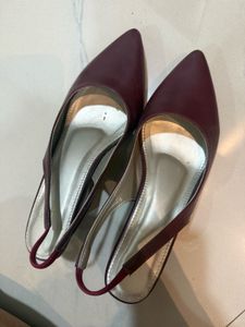 Marc Liore Burgundy kitten Heels