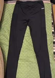 Black Athletic Leggings with Pockets