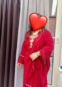 Elegant Red Embroidered Kurta Set❤️