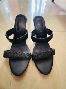 Stylish Black Braided Heels Sandals