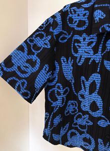 Blue Graphic Print Button-Up Shirt