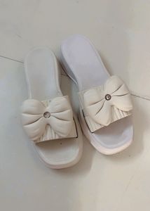 Cute Bow Slides