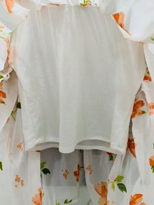 Beautiful Floral Top .
