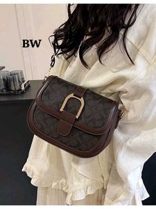 Chic Beige Crossbody Bag