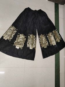Elegant Black &amp; Gold Palazzo Pants