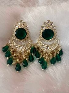 Elegant Emerald Green Chandelier Earrings