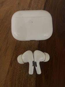 Airpods pro - Apple first copy