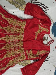 Stunning Red &amp; Gold Embroidered gown