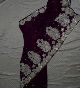 Elegant Embellished Y2K Purple Saree