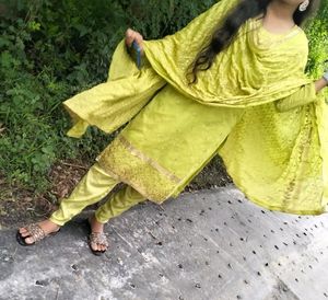 Suit Pant &amp; Dupatta Set