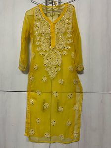 Embroidered Yellow Chikankari Kurta