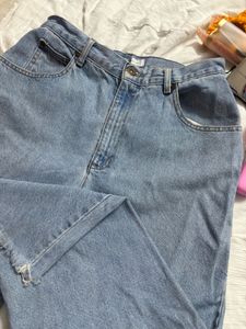 Light Wash baggy jeans
