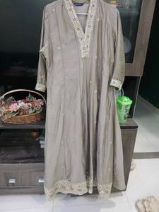 Elegant Purple Embroidered Kurta Pant Dupatta