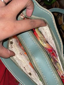Stylish Hexagon Pattern Handbag
