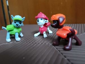 3 kinder Joy paw patrol toys