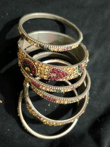 Sparkling Stone Bangle Set